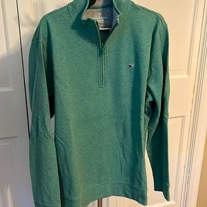 Men’s medium Vineyard Vines quarter zip. Excellent condition, heavy fabric